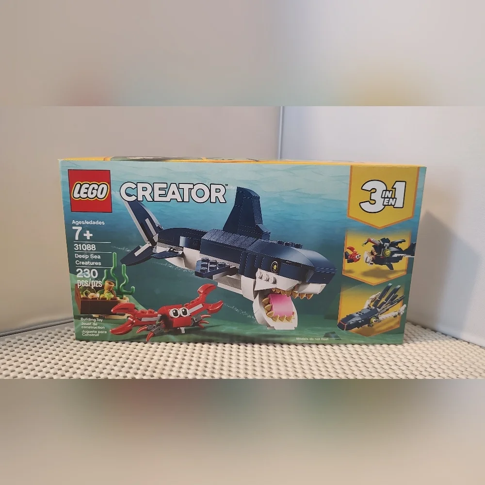 Lego Creator 31088 Deep Sea Creatures 3-in-1 Building Toy NWT